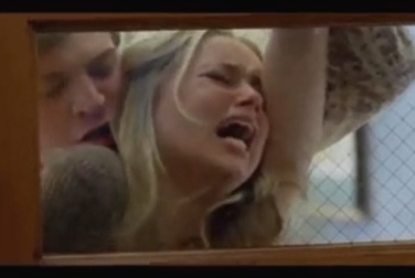 Учитель принудительно трахнул молоденькую Эмбер Херд